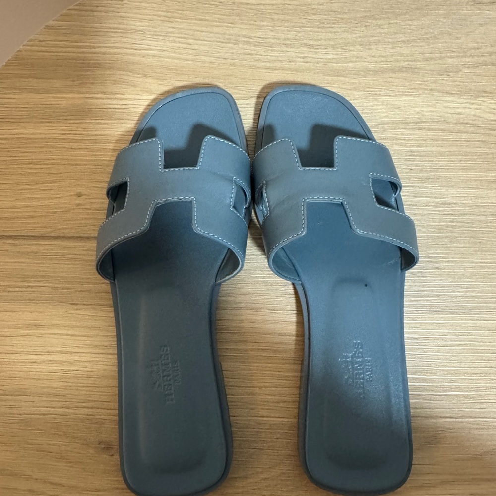 Hermes Oran sandals Bleu size 35 authentic!